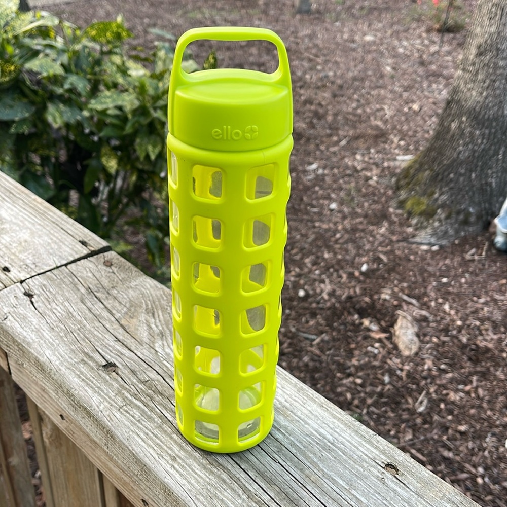 Ello Pure BPA-Free 20 oz. Glass Water Bottle with Lid